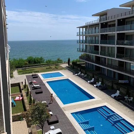 With Sea View In Yoo Bulgaria, Appartement *
